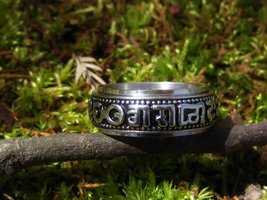 Haunted Ring Solomon Hessa Hibah Djinn Of Destiny Omnipotent Powers Of Magick - £139.89 GBP