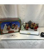 VINTAGE 1997 WONDERLAND BEAR BAND ANIMATED PLAYS 12  TUNES - $33.66