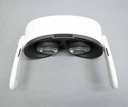 Meta Oculus Quest 3S 256GB VR Headset Only ISSUE image 6