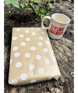 Blind Date With A Book + Surprise Mug For Novel Readers - $272.48 MXN