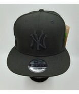 New York Yankees Black on Black New Era 9Fifty Cap Snapback - $32.71