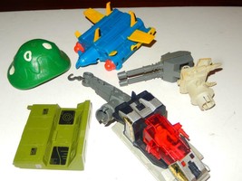 VINTAGE TOY PARTS- MIXED LOT - SOME SPACE TOY PARTS ETC- LOT #1 - B13A - $5.53