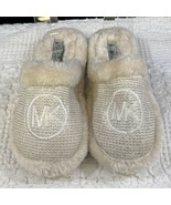 Michael Kors Women&#39;s Cream Furry Shoes/Slippers Sz 7M SKU 5073 - £15.49 GBP