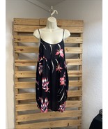 ROXY Black Viscose Shoreline Floral Strappy Mini Dress Size Medium BBL JD - $150.12 MXN