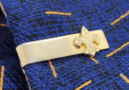 VINTAGE TIE BAR CLIP CLASP STAY Gold Tone BSA Boy Scouts Robbins Co Attl... - £7.40 GBP