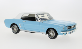 Motormax Ford Mustang Convertible Light Blue/White 1964 1:18 - £91.61 GBP