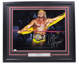 Hulk Hogan Signé Encadré 16x20 Wwe Titre Ceinture Lutte Photo JSA - £230.54 GBP