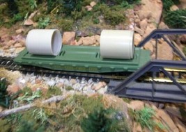 HO Scale: Tyco Western Maryland Pipe Flat Car #2475 Car; Model Railroad Train - £7.95 GBP