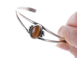 Vintage Navajo Sterling Cat&#39;s eye cuff bracelet - £51.43 GBP