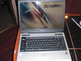 Toshiba Satellite A105-S2071 Laptop ORG. Windows XP Core Duo 1.7GHz 1G R... - $54.45
