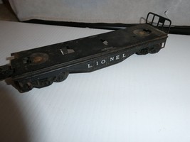 Vintage O Scale Lionel Metal Car Frame with Trucks Parts or TLC - £14.02 GBP