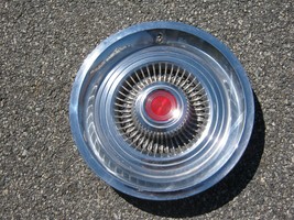 One genuine factory 1975 to 1980 Ford Granada Mercury Monarch hubcap wheel cover - £18.11 GBP