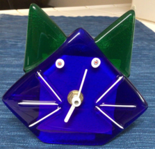 BROKEN PARTS OR REPAIR Murano Venezia Italia Glass Cat Clock Cobalt Green - $27.04