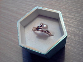6mm Round South Sea white pearl ring, diamond, 10K YG - £234.84 GBP