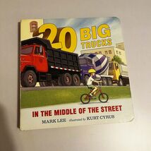 20 Big Trucks in the Middle of the Street - €3,38 EUR