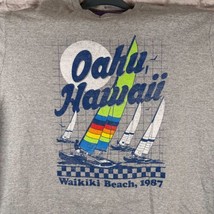 Retro Oahu Hawaii Waikiki Strand 1987 555 Turnpike Original T-Shirt Herr... - $29.93 CAD