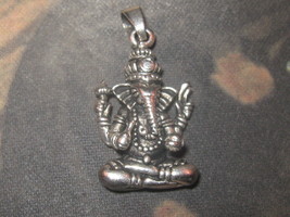 New 3 D 25mm India Ganesh Ganesha God Om Silver Tone Pendant Charm Necklace - £8.03 GBP
