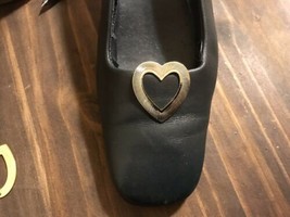 Set Of 2 Women Heart Shoe Clips Shoe Jewelry Gold  Tone - £9.46 GBP
