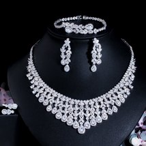 Super Luxury Tassel Leaf Drop Big Chunky Wedding Necklace Dubai White Gold Plate - £86.53 GBP