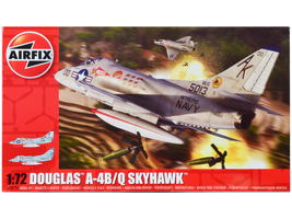 Level 1 Model Kit Douglas A-4B/Q Skyhawk Aircraft with 2 Scheme Options 1/72 Pla - $38.54