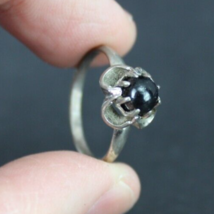 Antique Sterling Silver &amp; Black Onyx Ladies Ring Band .925 Size 8 - £29.56 GBP