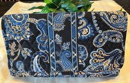 Vera Bradley CD DVD Holder Case Windsor Navy Holds 40 Discs NWT Retired ... - £18.87 GBP