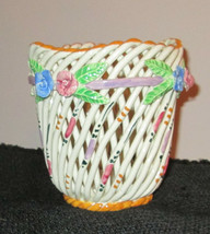 HAND PAINTED WEAVED LATTICE BASKET   SIGNED VALENCIA, SPAIN CENTERPIECE - €17,94 EUR
