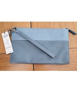 Chico&#39;s Pull Strap Zipper Wristlet/Cosmetic or Other Bag 2-Tone Blue NWT - £11.42 GBP