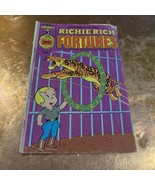 RICHIE RICH - FORTUNES #25 Harvey Comics 1975 The Poor Little Rich Boy - £7.10 GBP