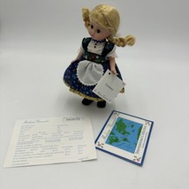 Madame Alexander 8in Doll with Papers and Original Box  #25800 Germany - £46.97 GBP