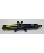 2003 - 2010 Pontiac Vibe OEM Spare Tire Emergency Jack 19205163 88969156 - $919.21 MXN