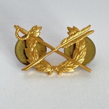 US Army Judge Advocate General Pin Insignia Jag Lawyer Crossed Sword Arrow - £8.56 GBP