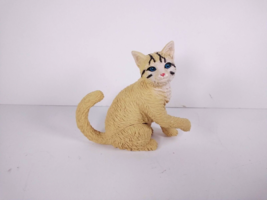 Chap Mei Tan Yellow Cat Feline 2.5 in Figurine Figure - £3.99 GBP