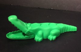 Don’t Feed The Gators Milton Bradley Replacement Piece Alligator Green - £4.28 GBP