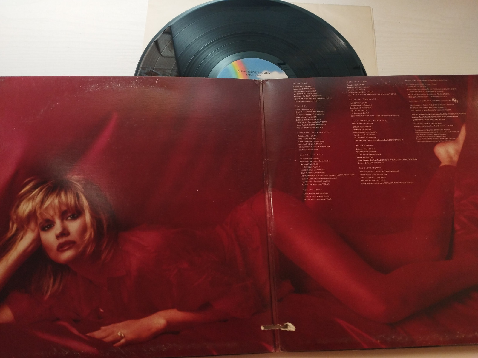 Olivia Newton John Soul KISS MCA 6151 1985 USA Press - LP vinyl 12 " VG/VG 4T Item image 6
