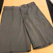 Nike Golf tour performance men’s gray shorts size 28 - $559.53 MXN