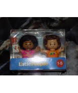 Fisher-Price Little People Art Teacher and Student Figure Set NEW - $235.54 MXN