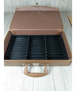 Vintage  Cassette Tape Holder Storage Carry Suitcase -30 Tapes - $376.14 MXN