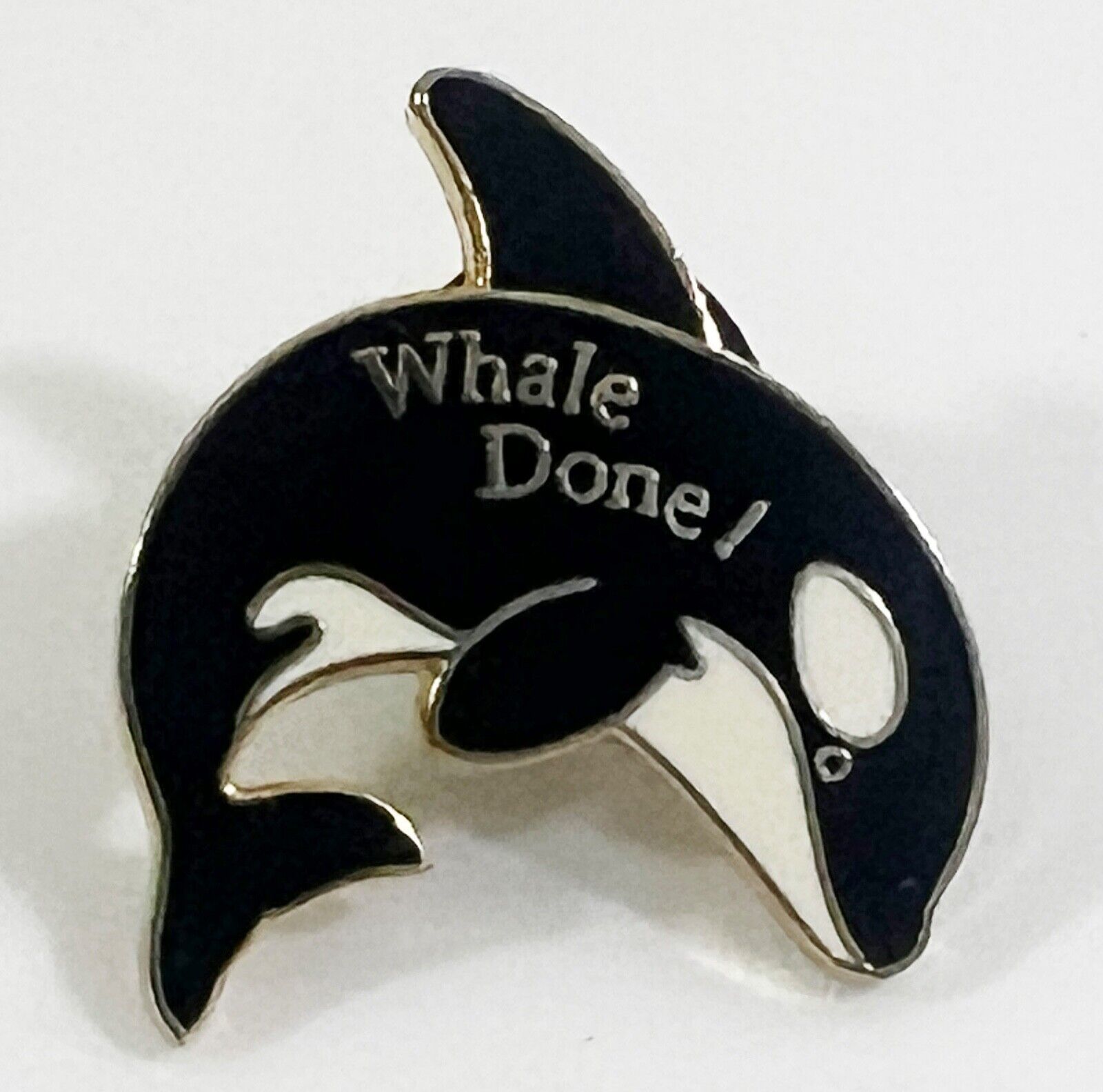 VTG Whale Done! Orca Gold Tone Enamel Lapel Pin Marine Mammal Animal Col... - $13.85