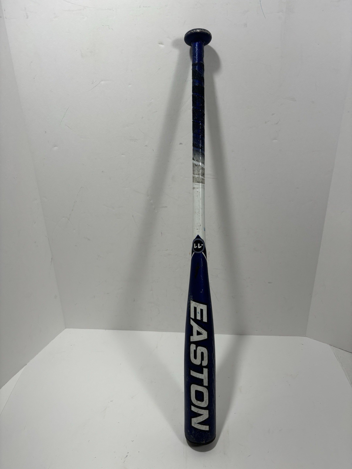 EASTON Typhoon Youth Little League Baseball Bat 28” 17oz 2 1/4 Barrel LK70T - $19.50