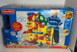 Fisher Price Little People Wheelies Stand n Play Rampway NEW Open Box Cars - £150.68 GBP