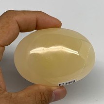 115.6g,2.6&quot;x1.9&quot;x1&quot;,Honey Calcite Palm-Stone Crystal Polished @Pakistan,B23095 - £9.04 GBP