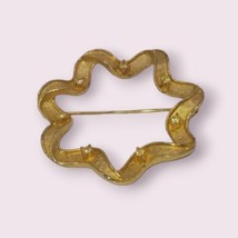 Vintage Sarah Coventry goldtone brooch, slight imperfection on the bottom, - £11.85 GBP