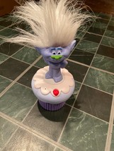 Guy Diamond Dancing On Cupcake Noise Activated *Pre-Owned/Hair Cut on Si... - $319.37 MXN
