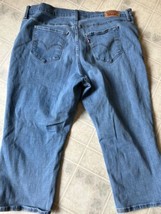 Levi&#39;s Blue Jeans 311 Shaping Skinny Capri  Womens Size 18W Light Wash - £18.42 GBP