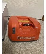 Husqvarna Battery Fast Charger 330 Watt Genuine OEM 967091403 QC330 - $1,800.25 MXN