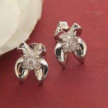 Delicate 1/3Ct Round Cz Diamond Honeybee Stud Earrings in 14K White Gold Over - £34.43 GBP