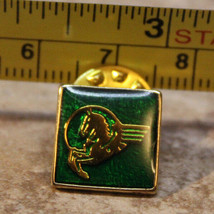 Unicorn Pegasus Horse With Wings Airline Lapel Pin Unsure Which Airline ... - $10.90