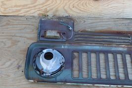 International Scout II Front Gril Grill Grille Panel Assembly  image 12