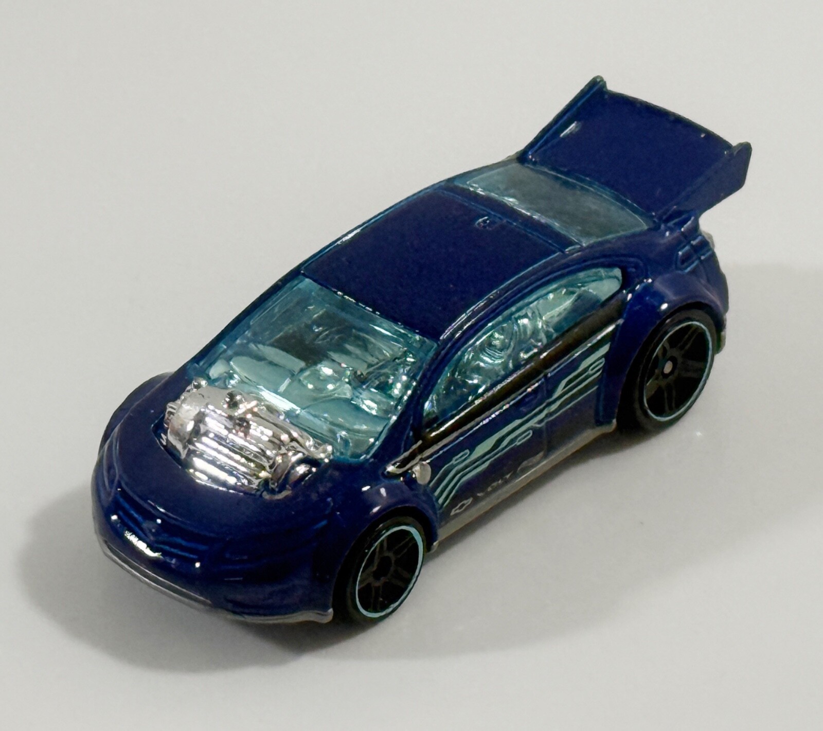 Hot Wheels 2016 Super Volt Blue 1:64 - $3.31